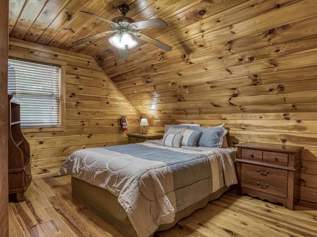 Wilderness Lodge, Hot Tub, Game Room, Pool Access, 1089 Free Tickets Each Paid Day, Dollywood And M Sevierville Bagian luar foto